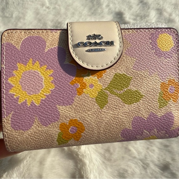 Coach Medium Corner Zip Purple and Yellow Floral Wallet NWT - Picture 5 of 9